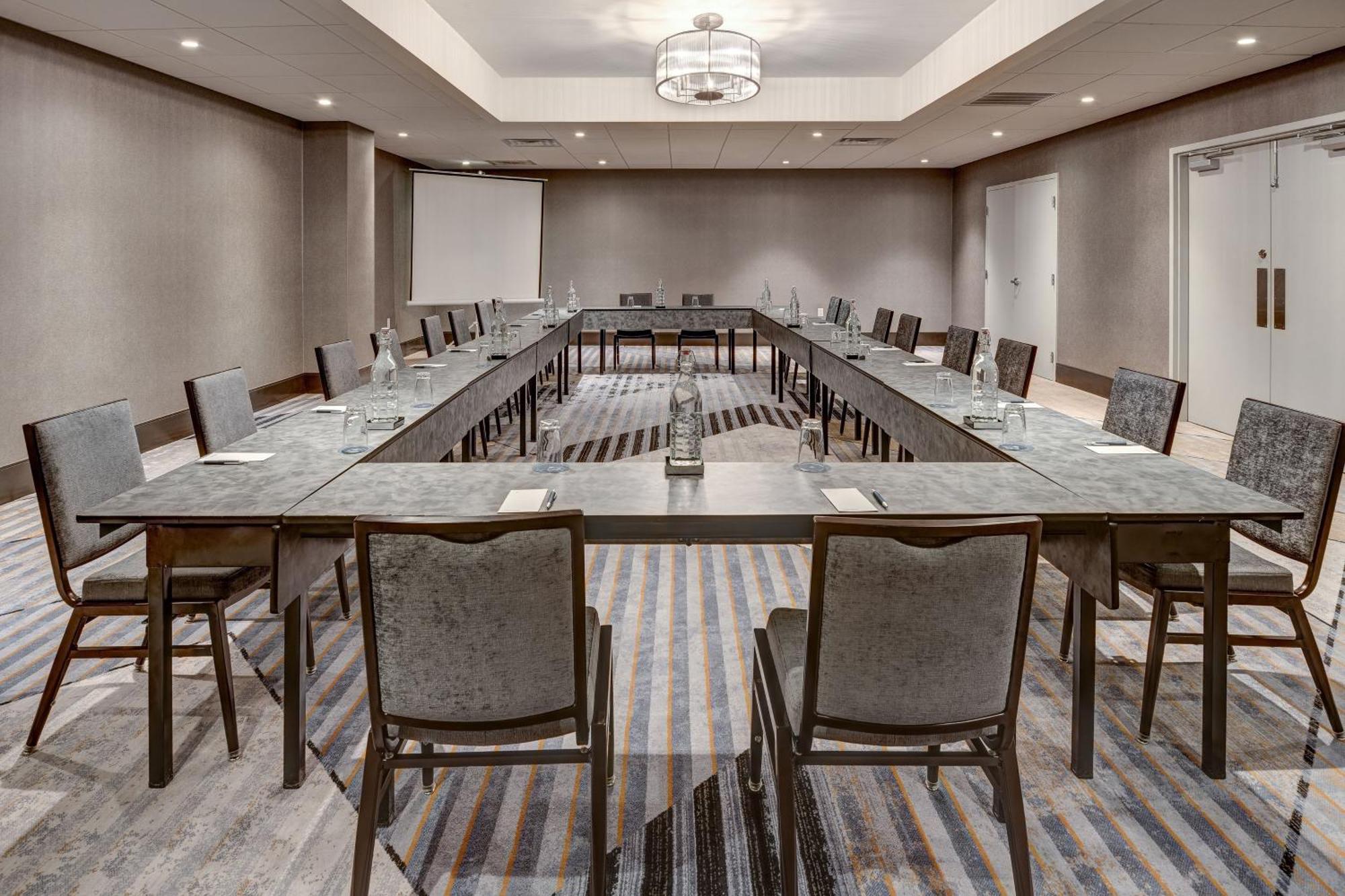 Sheraton Eatontown Hotel Eksteriør billede