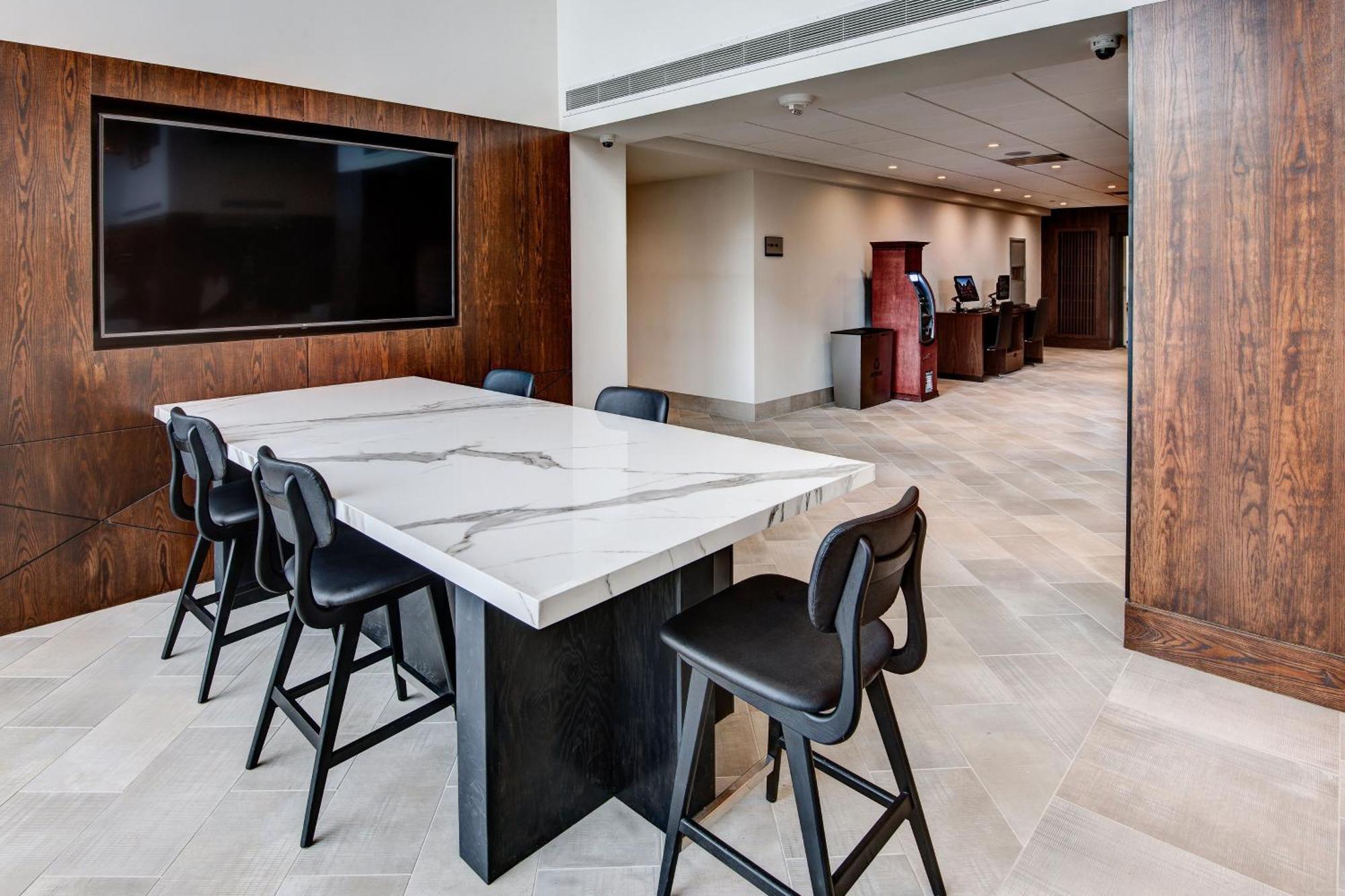 Sheraton Eatontown Hotel Eksteriør billede